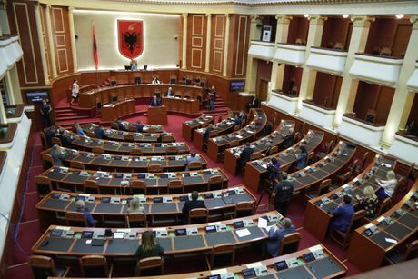 Albanija parlament Iljir Meta
