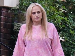 Rebel Wilson, Rabel Vilson
