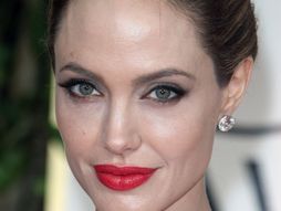Angelina Jolie, Anđelina Džoli