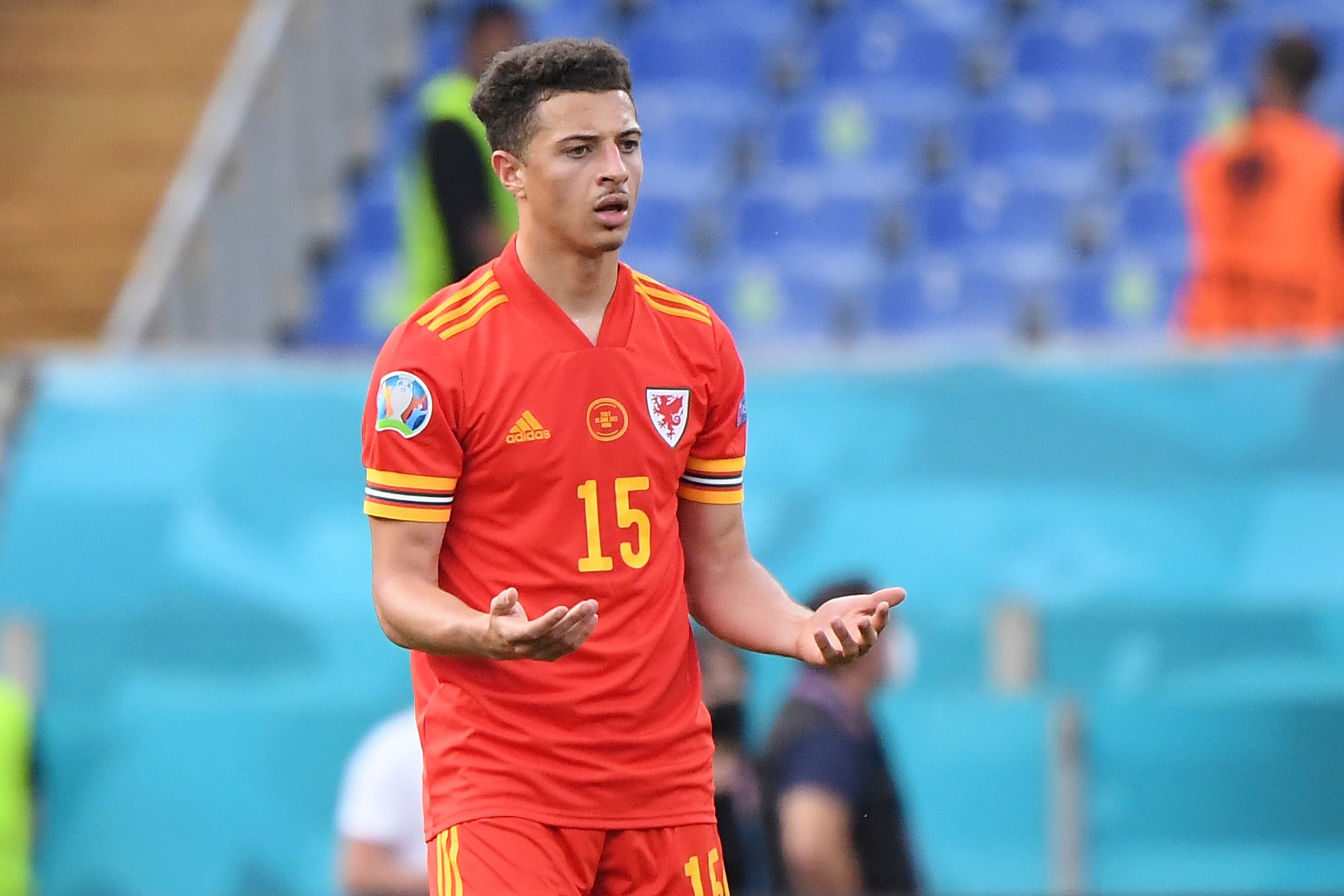 Ampadu ostaje veran svom Lidsu, bar do 2030. godine!