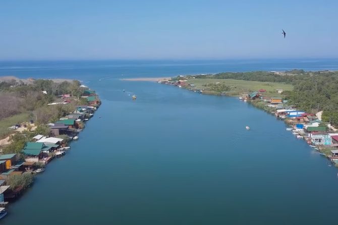 Ada Bojana, Ulcinj, Crna Gora, nudizam