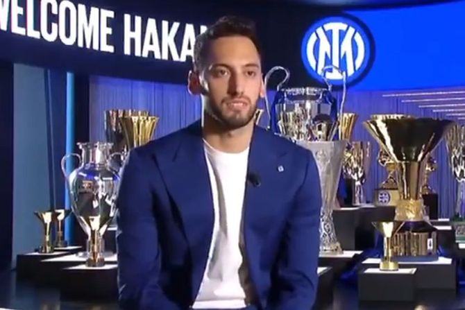 Hakan Čalhanoglu