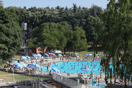 Bazeni na Košutnjaku, SC, Sportski centar