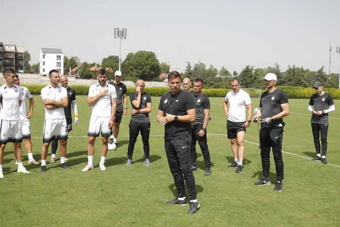 FK Partizan, trening, pripreme