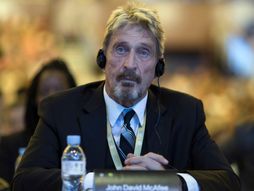 Džon Mekafi John McAfee