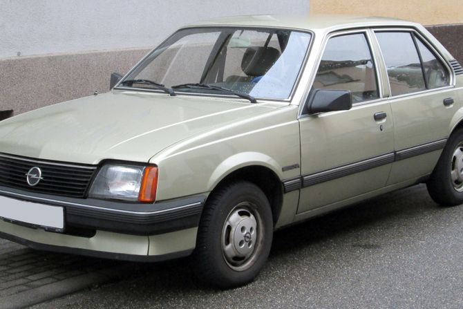 Opel Ascona