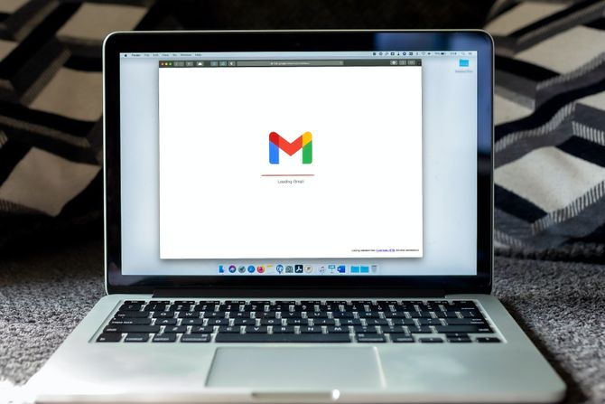 Gmail, laptop, dži mejl, kompjuter Gmail, laptop, dži mejl, kompjuter