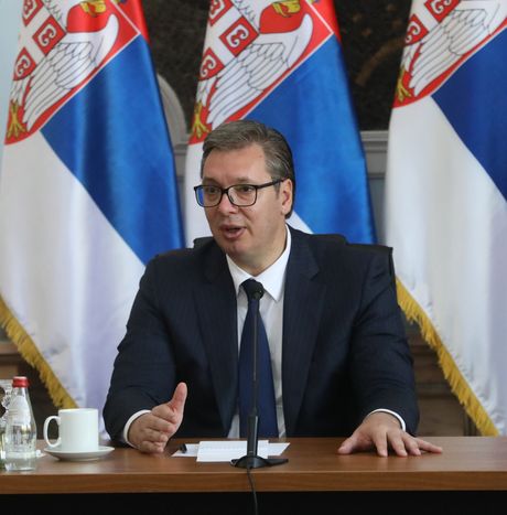 VLADA SEDNICA VUCIC