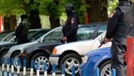 Policija uhapsila više napadača na mladiće u Stocu, otkriven identitet trojice vlasnika automobila