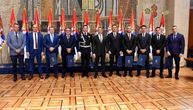 Predsednik Vučić odlikovao 11 pripadnika MUP