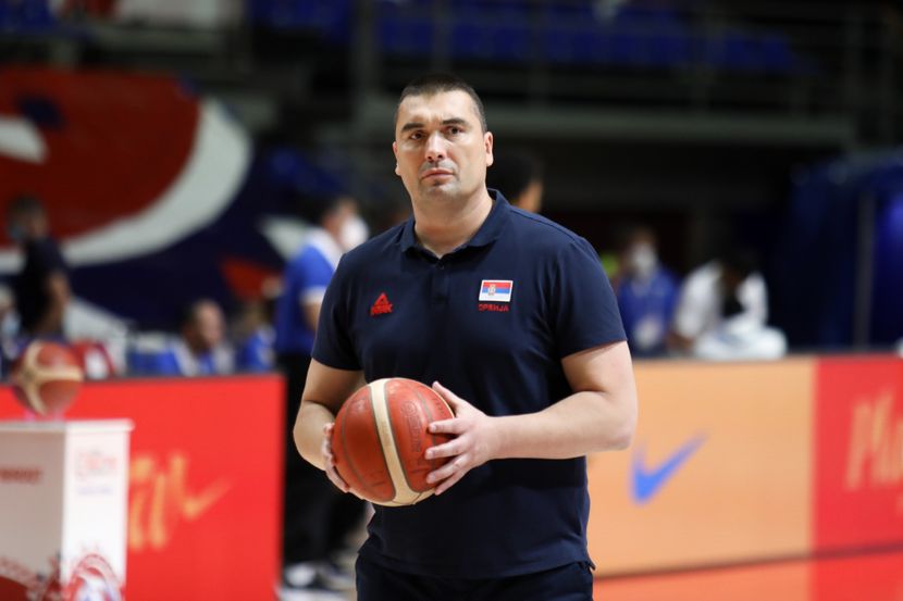Terrible news from the US: Serbian basketball coach Dejan Milojevic ...