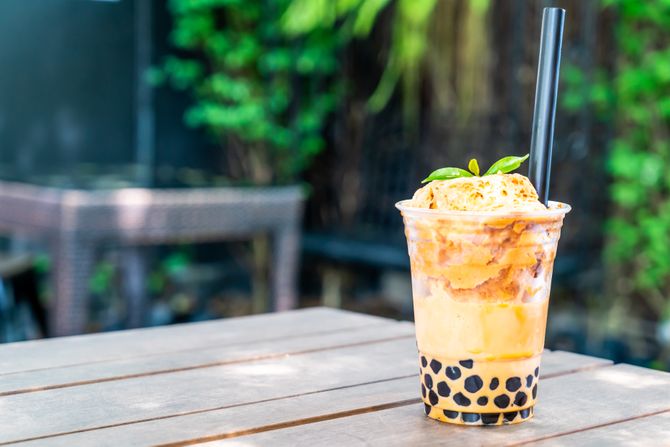 Tajlandski mlečni čaj s mehurićima bubble tea