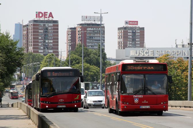 Ljudi, Putnici, Vožnja autobusom