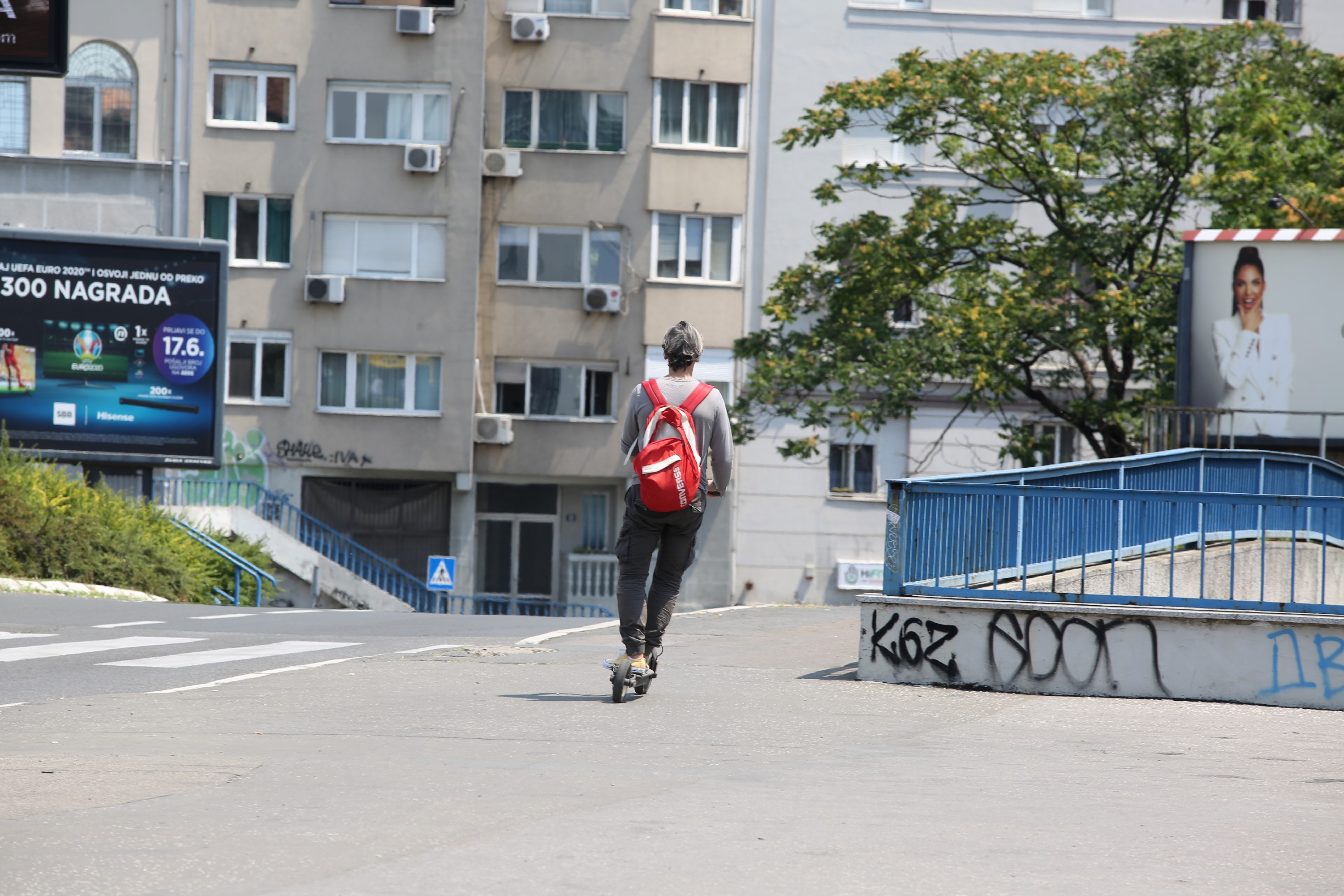 Važan apel za sve roditelje u Srbiji! Tiče se električnih trotineta i može biti jako opasno
