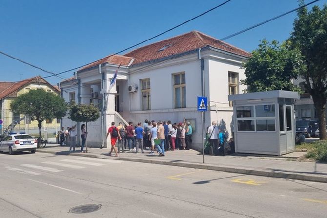 čačak čekanje za pasoš čačak čekanje za pasoš