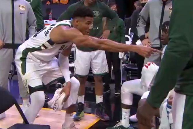 Janis Adentokumbo Janis Adentokumbo