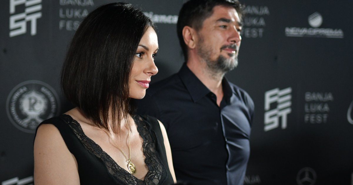 Ovo je jedina viđena fotka sa venčanja Slobode i Vojina: Evo kolika je razlika u godinama između njih