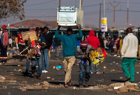 Afrika Johanesburg neredi posle hapšenja predsednika