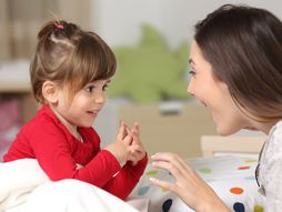 Mama i ćerka, dete, mama