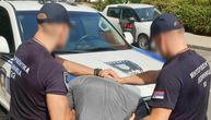 Uhapšena 3 razbojnika: Od radnika jedne firme na parkingu u Batajnici oteli 1,3 miliona dinara