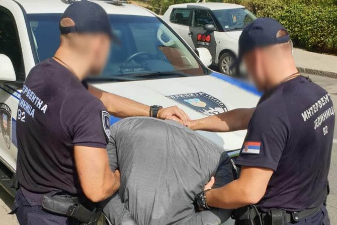 Krađa, razbojništvo, beograd Krađa, razbojništvo, beograd