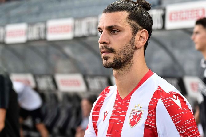 Aleksandar Dragović, FK Crvena zvezda Aleksandar Dragović, FK Crvena zvezda