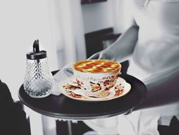 kafa, konobar