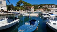 U Hrvatskoj ljudi bežali pred meteorološkim fenomenom: Stižu snimci sa Jadrana, turisti sluđeni gledali sve