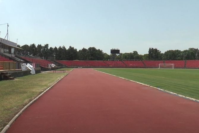 Stadion Čika Dača, Fudbalski stadion, FK Radnički Kragujevac