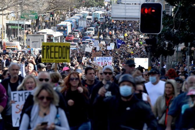 Australija Sidnej protesti lokdaun koronavirus