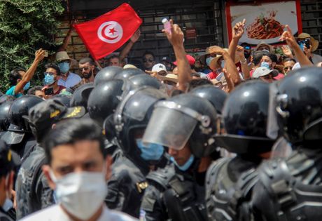 Protesti, demonstracije, tunis Protesti, demonstracije, tunis
