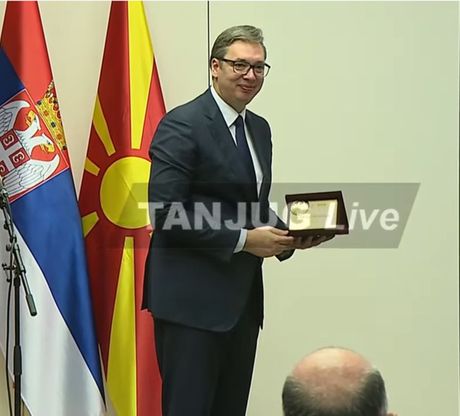 vučić vučić