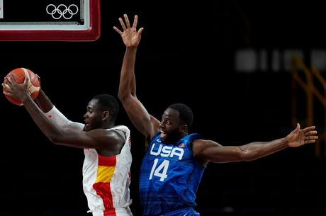 Košarka SAD Španija, Olimpijada