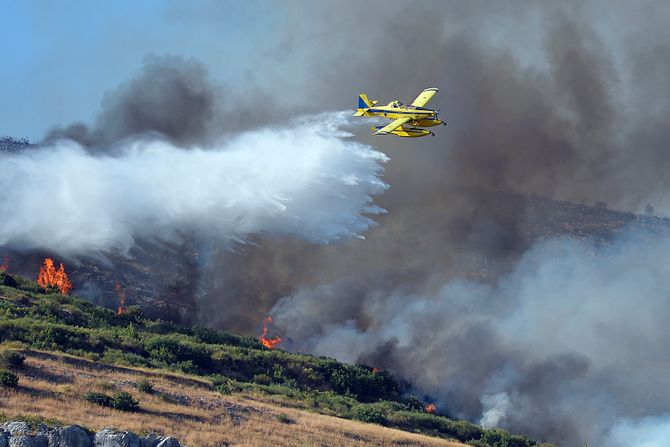 Trogir, Hrvatska, Croatia, požar, fire