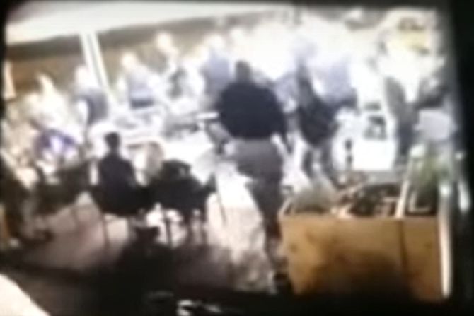 Neverovatan snimak iz Dubrave: Doveo curu na piće u kafić pun huligana, onda je krenuo haos - Vimarsana News