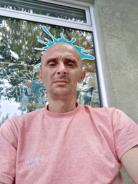 Dejan Simić otac i M. S. maloletni sin Dejan Simić otac i M. S. maloletni sin