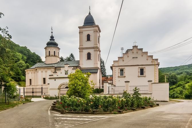 Manastir Beočin Manastir Beočin