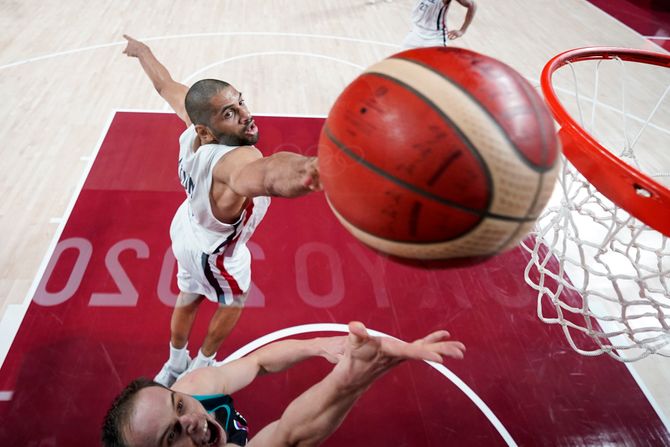 Nikolas Batum, Luka Dončić, Slovenija - Francuska, košarka, košarkaška reprezentacija Slovenije, Olimpijske igre