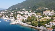 Drama u Baošićima: Došao na more da se odmori pa umro u NAJLEPŠEM trenutku za svoju ženu!
