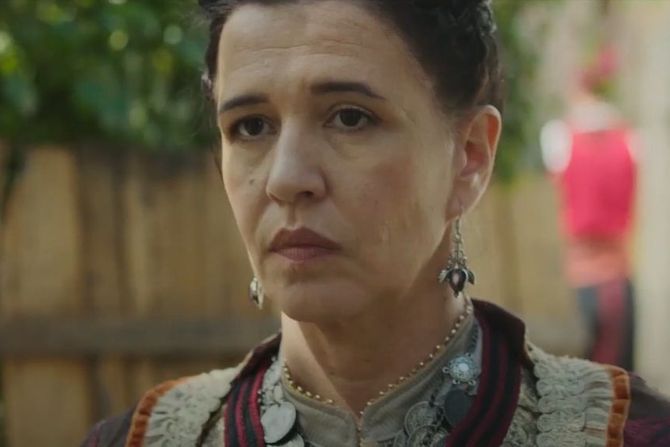 "Kata je primer žene koja je umela da ćuti...": Nela Mihajlović o svom liku u "Nečistoj krvi" - Vimarsana News