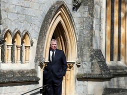 Princ Endrju, princ Endru, prince Andrew