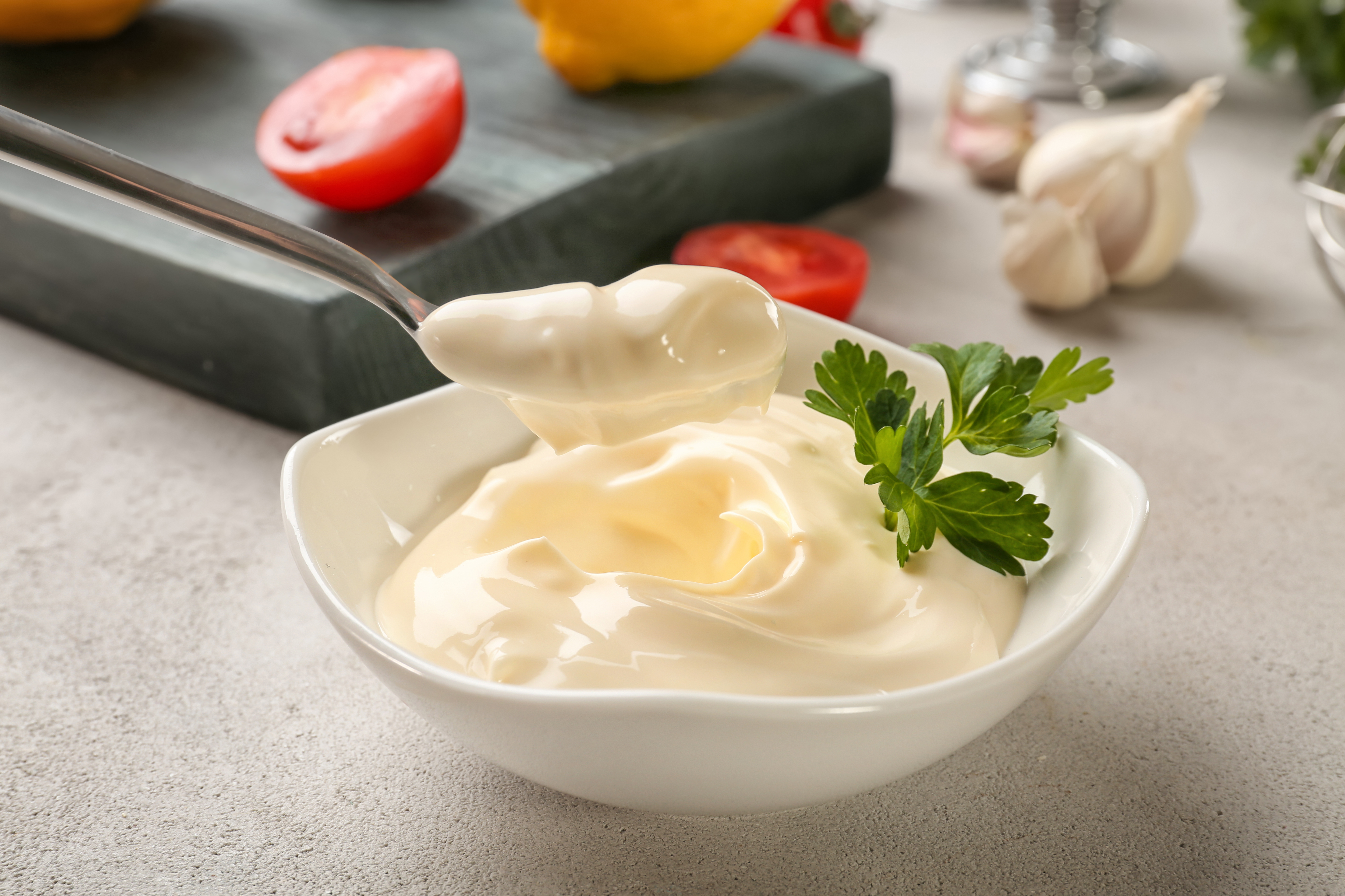 Kako napraviti veganski majonez kod kuće koji se ne razlikuje od klasičnog: Kremast, lagan i bez jaja