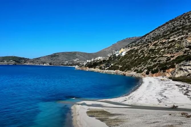 Plaža Borsh, Albanija