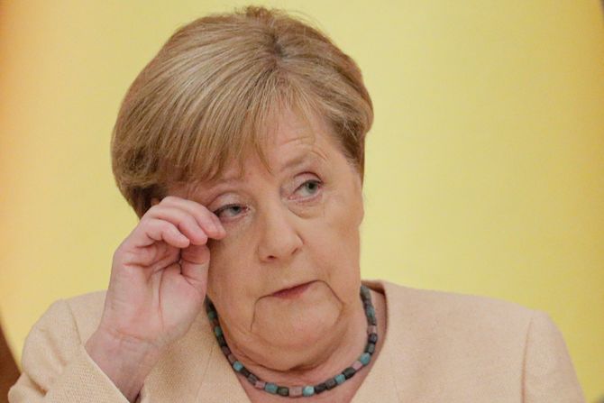 Svakog meseca dobijaće oko 15.000 evra? Ovako će izgledati odlazak u penziju Angele Merkel - Vimarsana News