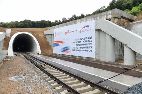 Železnička pruga Stara Pazova - Novi Sad, šine, radovi
