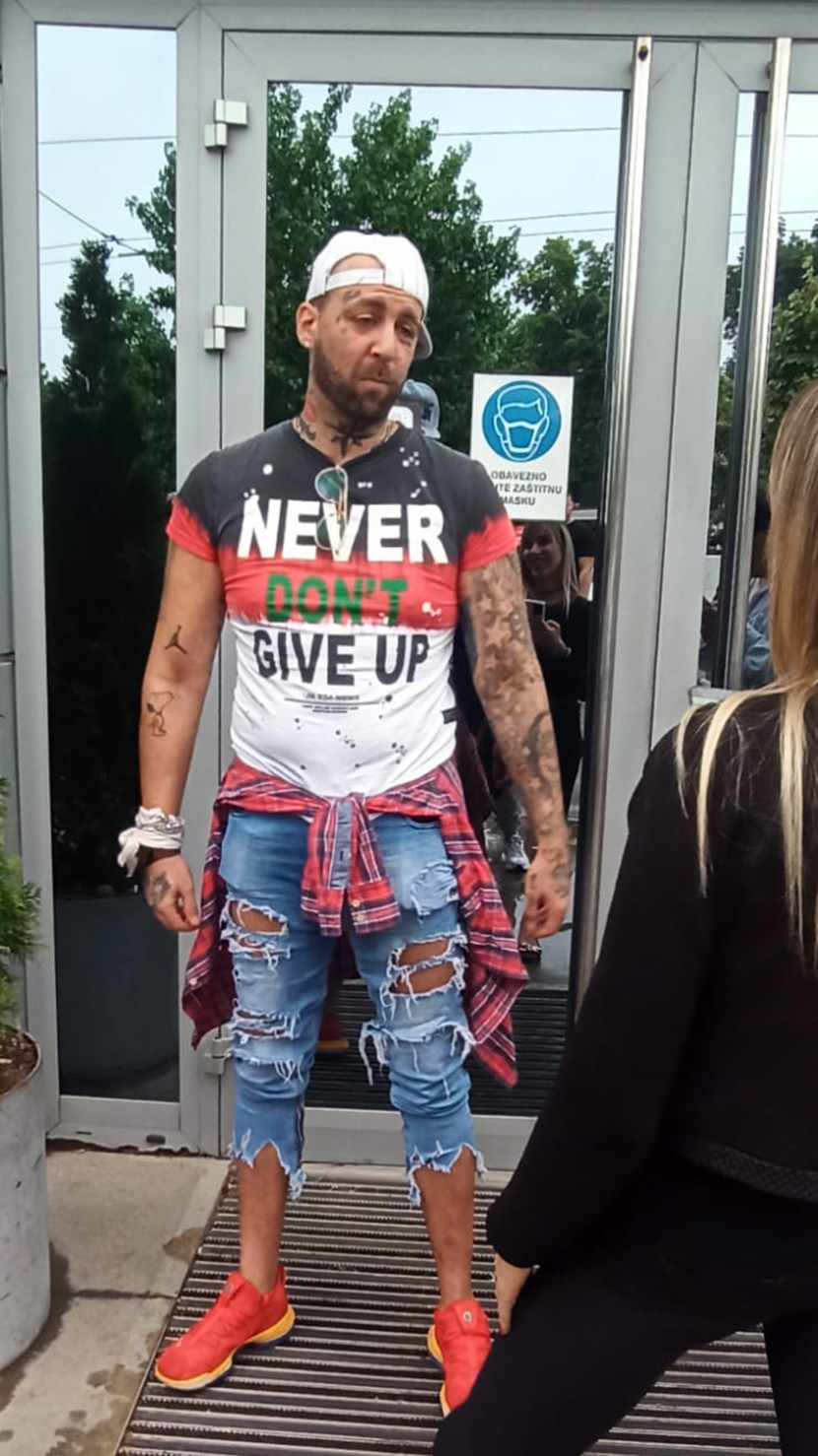 "Viđali smo se tajno" Poznata pevačica varala muža sa rijaliti učesnikom: "Udata je, ali mi nije bilo bitno"