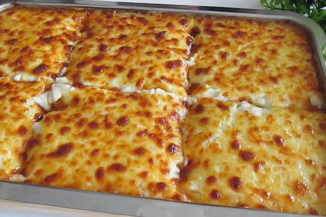 Recept za piletinu sa povrćem zapečenu u rerni: Kremasti beli sos jelu daje posebnu notu - Vimarsana News