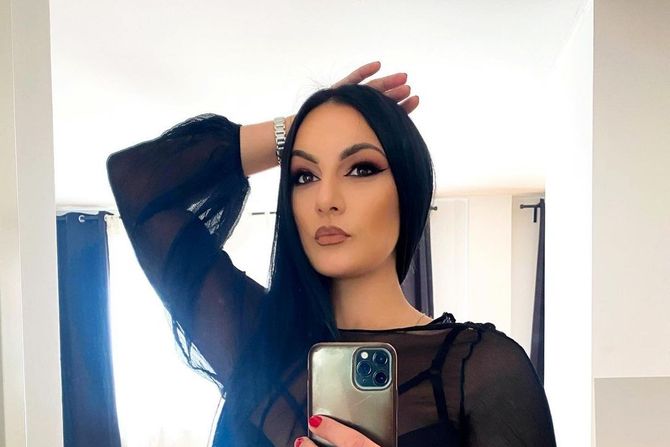 Mirna Radulović Mirna Radulović