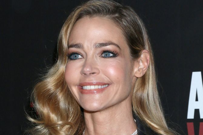Deniz Ričards, Denise Richards Deniz Ričards, Denise Richards
