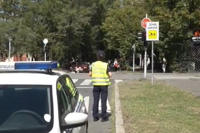 Saobraćajna policija, škole, početak školske godine